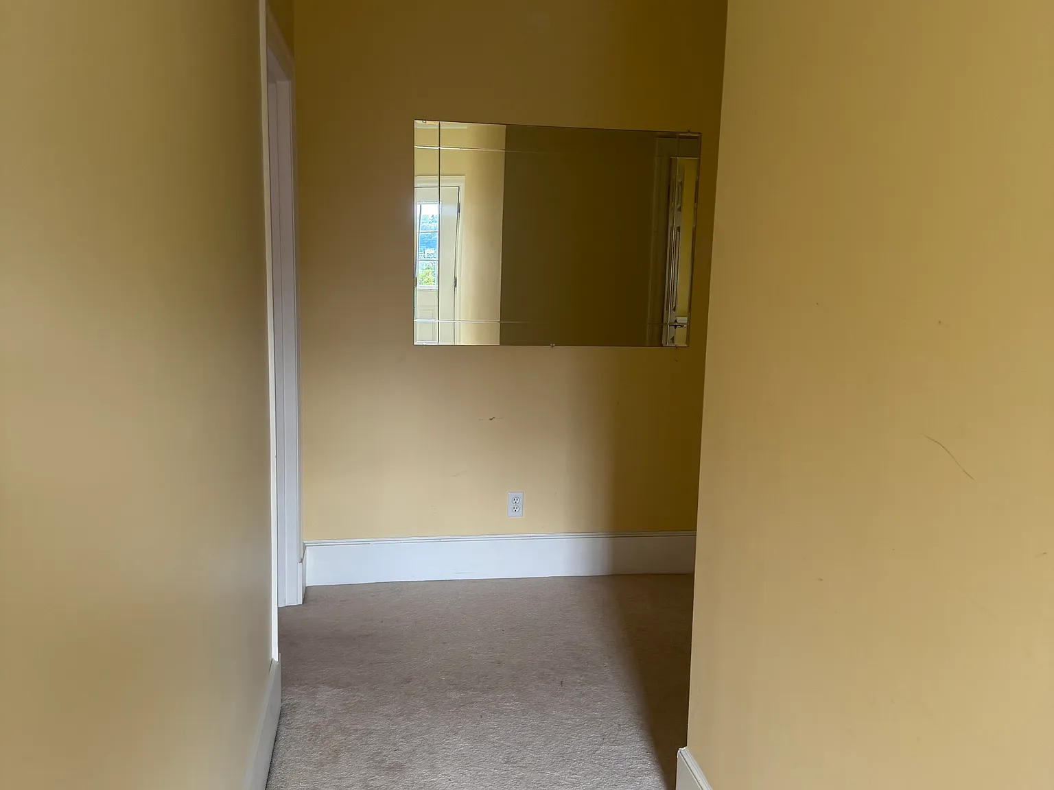 3 bed, 2180 sqft, $2,500 — Photo 3