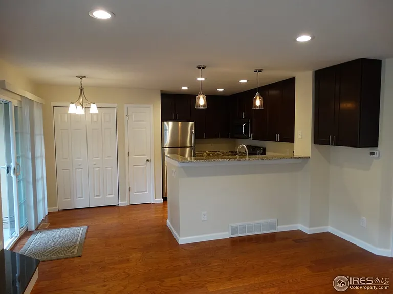 4879 White Rock Cir #E — Photo 3