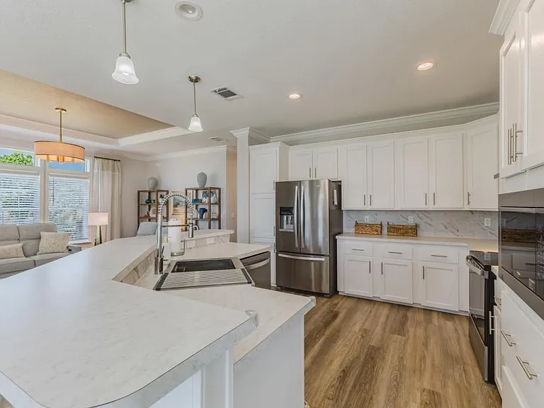 11596 Palm Dr — Photo 3