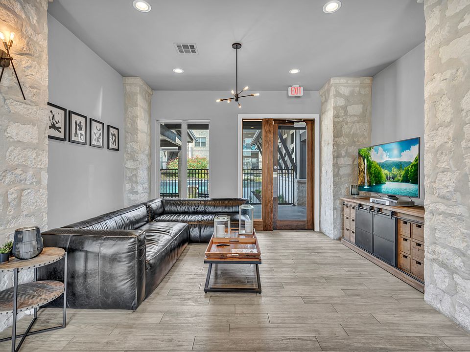 1st image of 1391 Max Copeland Dr #1113