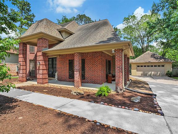 2nd image of 25 Cascade Springs Pl