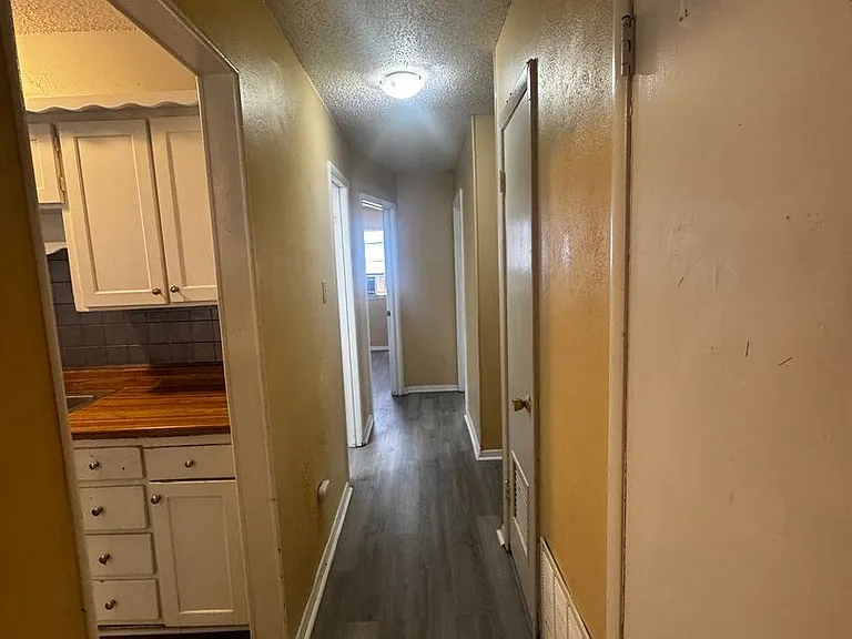 1919 S Woodland St — Photo 6