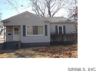 503 Sotier Pl, Wood River, IL
