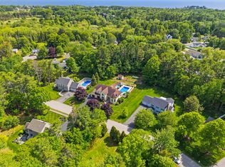4 Cottagewood Lane, Kennebunk, ME 04043
