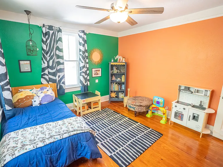 1235 Ashley Hall Rd — Photo 9