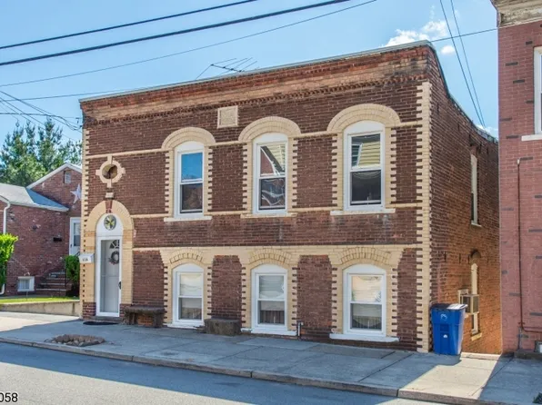 216 Corabelle Ave, Lodi Boro, NJ 07644