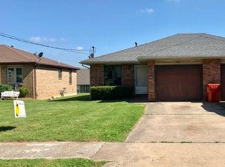 3051 W Morningside Ct, Springfield, MO 65807