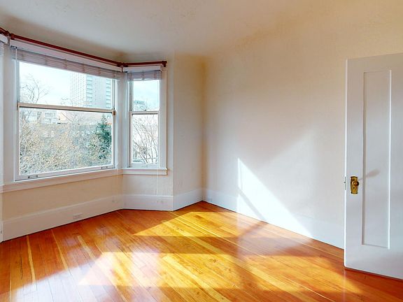 4th image of 1740 Sacramento St APT 10