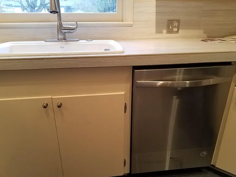 678 Normal Ave — Photo 23