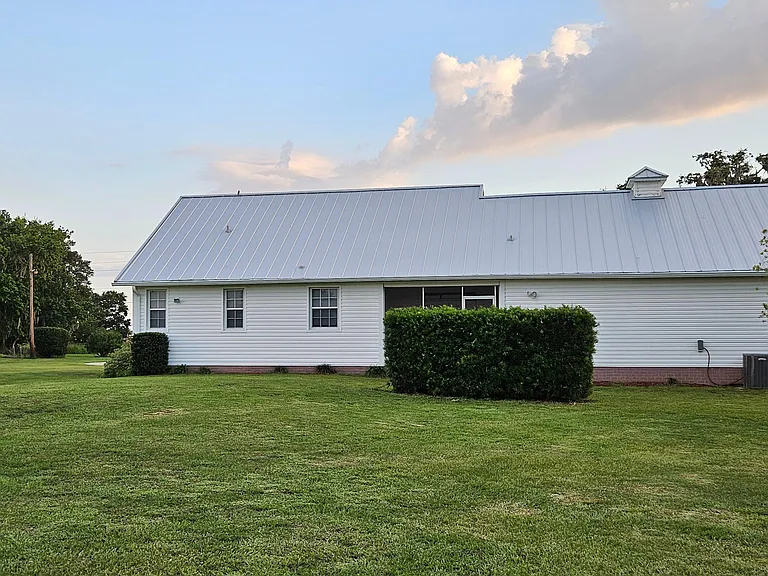5785 US Highway 441 SE — Photo 3