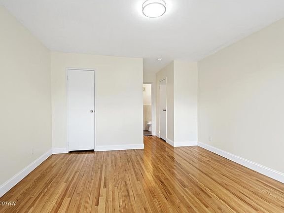 3rd image of 2633 E 64th St #2