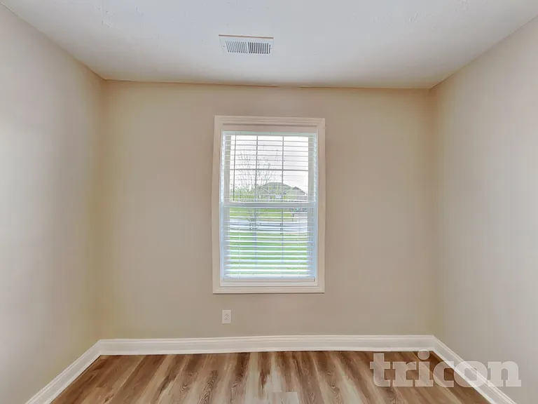 1889 Jackie Lorraine Dr — Photo 13