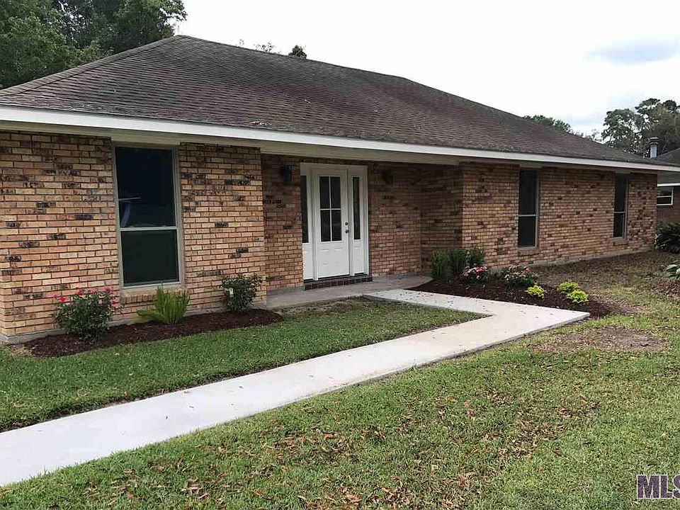 1st image of 6332 Lindseyneal Dr
