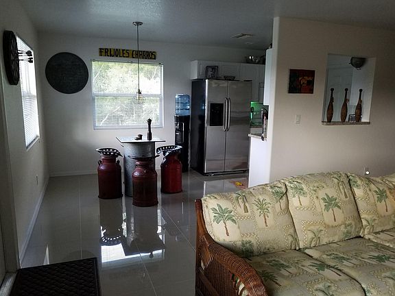 3rd image of 5613 Birdsong Ln