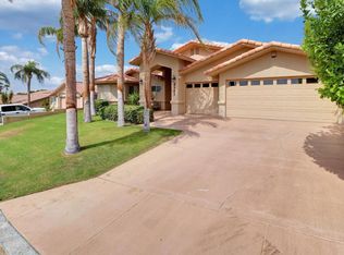 8541 Clubhouse Blvd, Desert Hot Springs, CA 92240