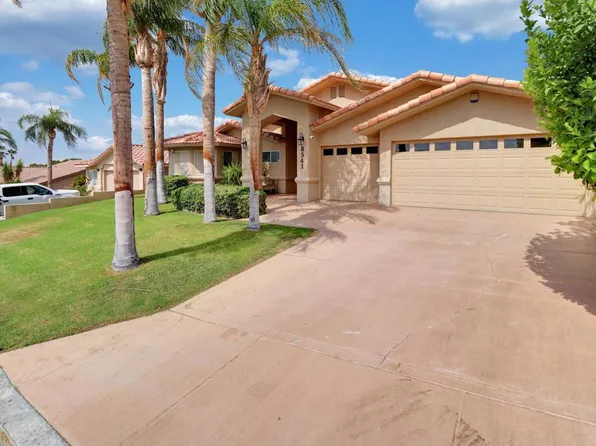 8541 Clubhouse Blvd, Desert Hot Springs, CA 92240