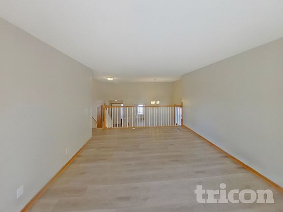 2nd image of 4350 Thornhill Ln