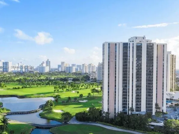 20301 W Country Club Dr APT 826, Aventura, FL 33180