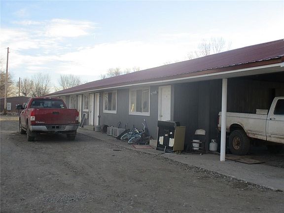 4th image of 1114 N Crow Ave