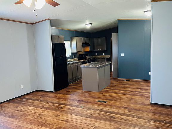 3rd image of 920 Century Plaza Dr #405