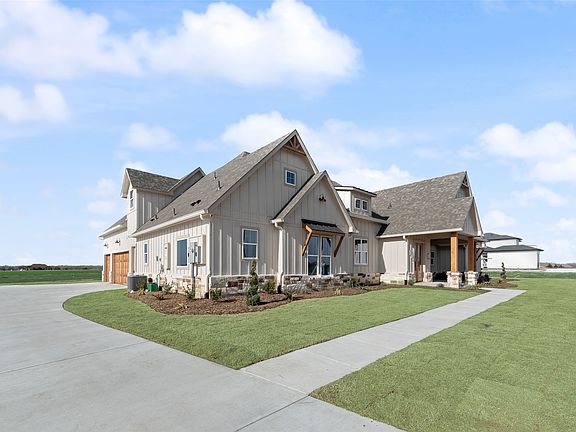 2nd image of 384 Edwards Rd