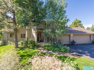 25588 Foothills Dr N, Golden, CO 80401