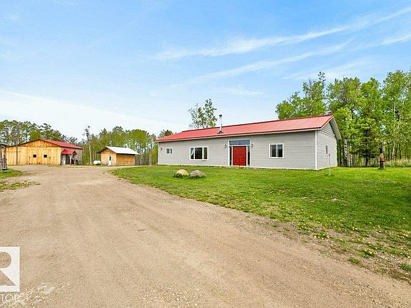 4th image of 54214 Range Rd #53