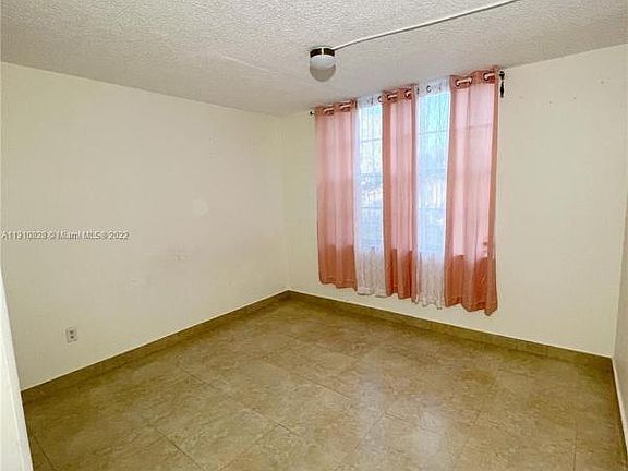 3rd image of 9350 Fontainebleau Blvd #314-IV