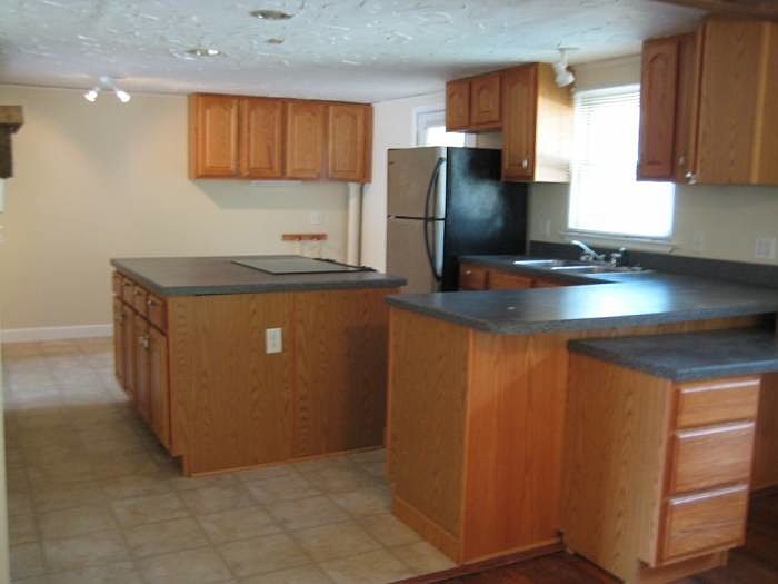2nd image of 535 Bankert Rd