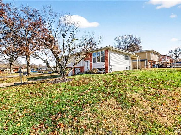 5th image of 2226 Apple Bud Ln