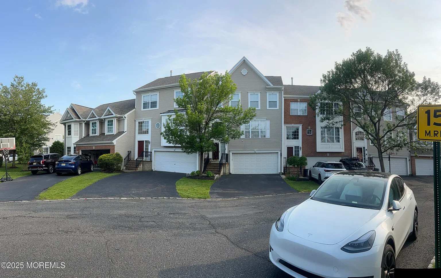 172 Nathan Dr photo 1