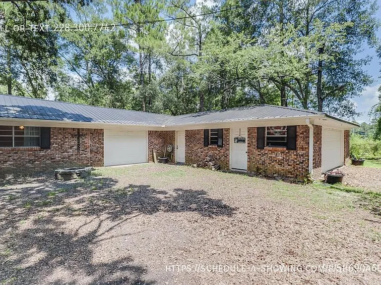 9708 Forts Lake Rd — Photo 19