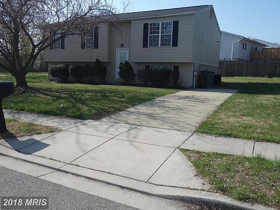 2nd image of 1226 Leonard Dr