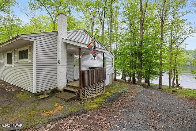 1st image of 62 Lakeview Dr