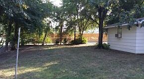 4th image of 906 E Miami Ave