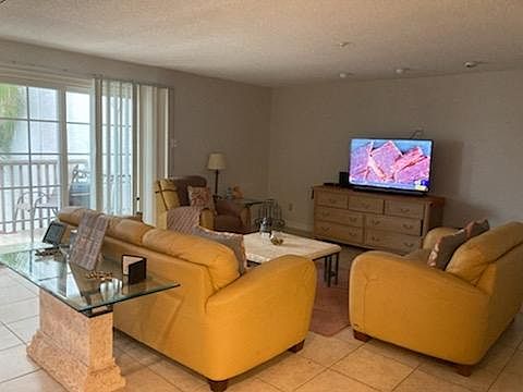 2nd image of 306-6201 Padre Blvd #306