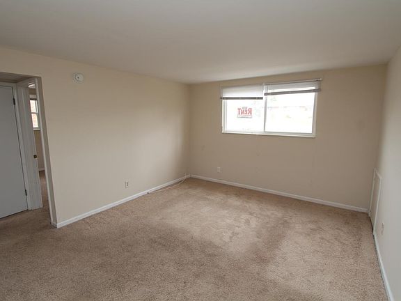 4th image of 505 Pittsfield Dr APT A