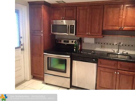 5th image of 3300 N Palm Aire Dr APT 501