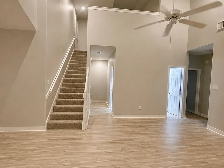 125 Live Oak Ln — Photo 10