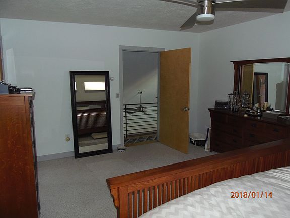 Master Bed 