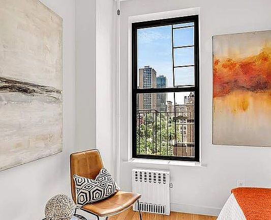 5th image of 64 Macdougal St APT 21