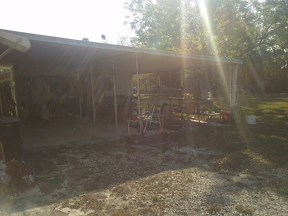 5th image of 7012 Mills Rd