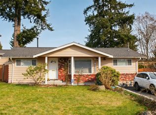 8722 154a St, Surrey, BC