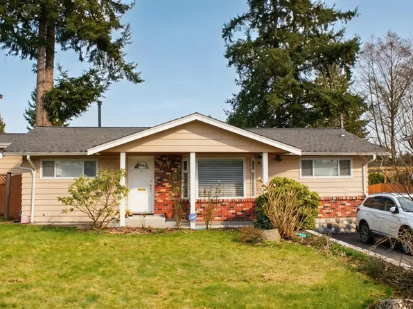 8722 154a St, Surrey, BC V3S 3N9