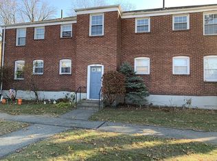 33 Colony Rd APT 2A, West Springfield, MA 01089