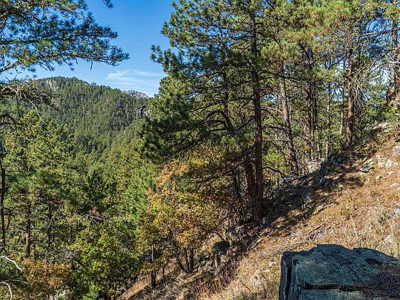 4th image of 3 Old Hill City Rd