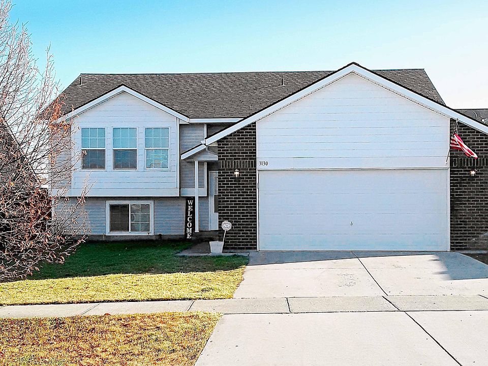 1st image of 3130 E Thrush Dr