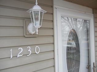 1230 N Drury Ave, Springfield, MO 65802
