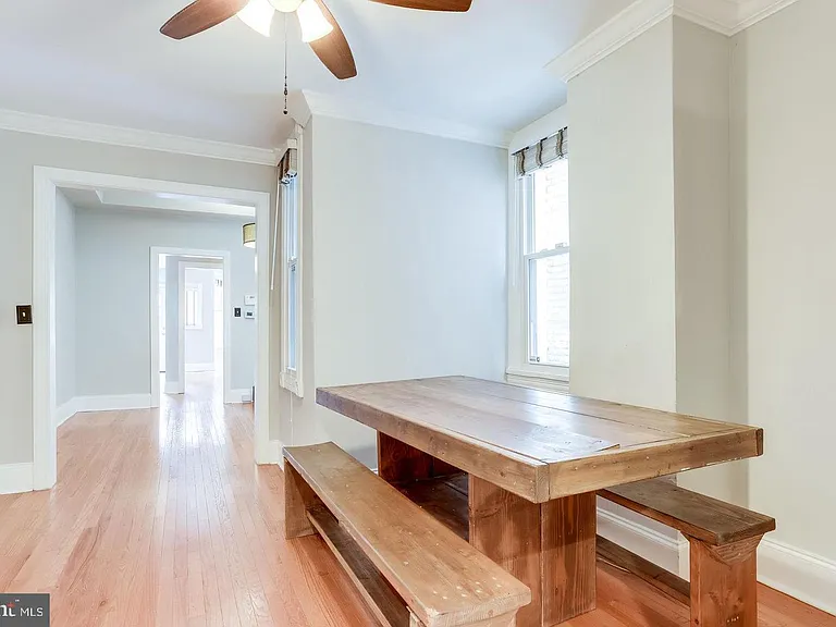 1417 G St NE — Photo 4