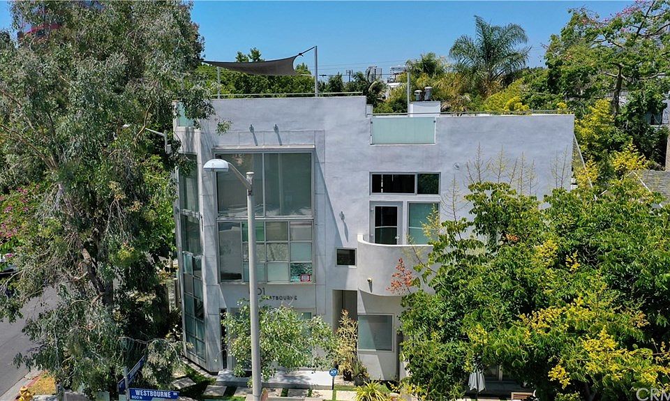1st image of 803 Westbourne Dr